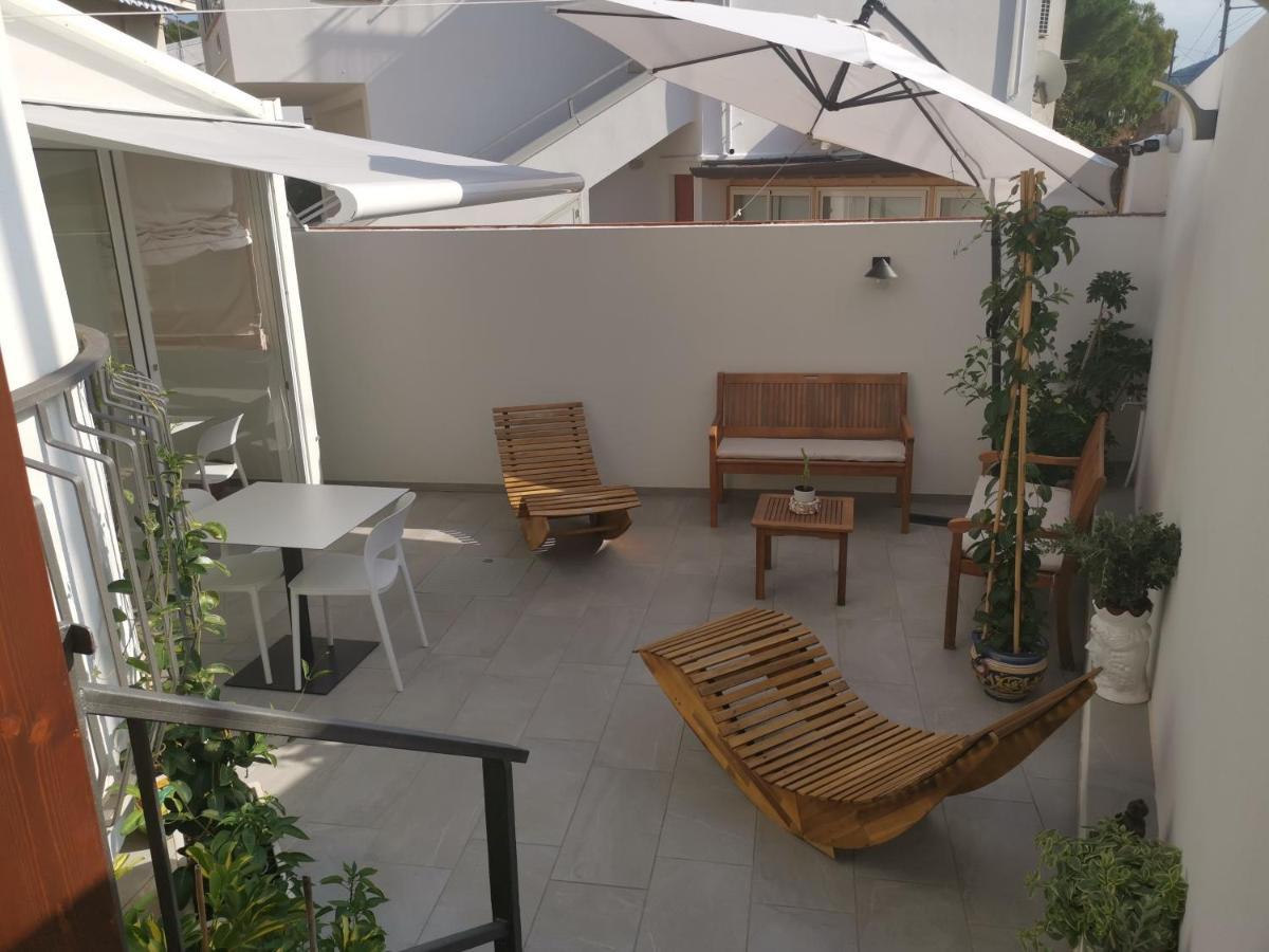Esperia B&B Oliveri Eksteriør billede