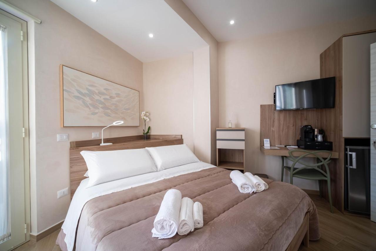 Esperia B&B Oliveri Eksteriør billede